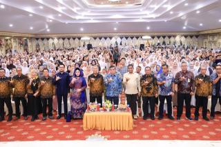Menaker Yassierli: Generasi Muda Tak Cukup Hanya Bermodal Ijazah
